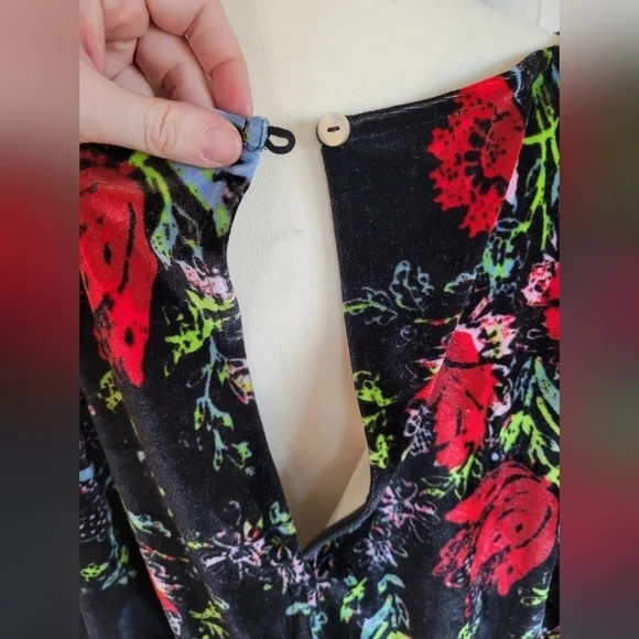 Intimately Free People black floral velour batwing snap bottom bodysuit S